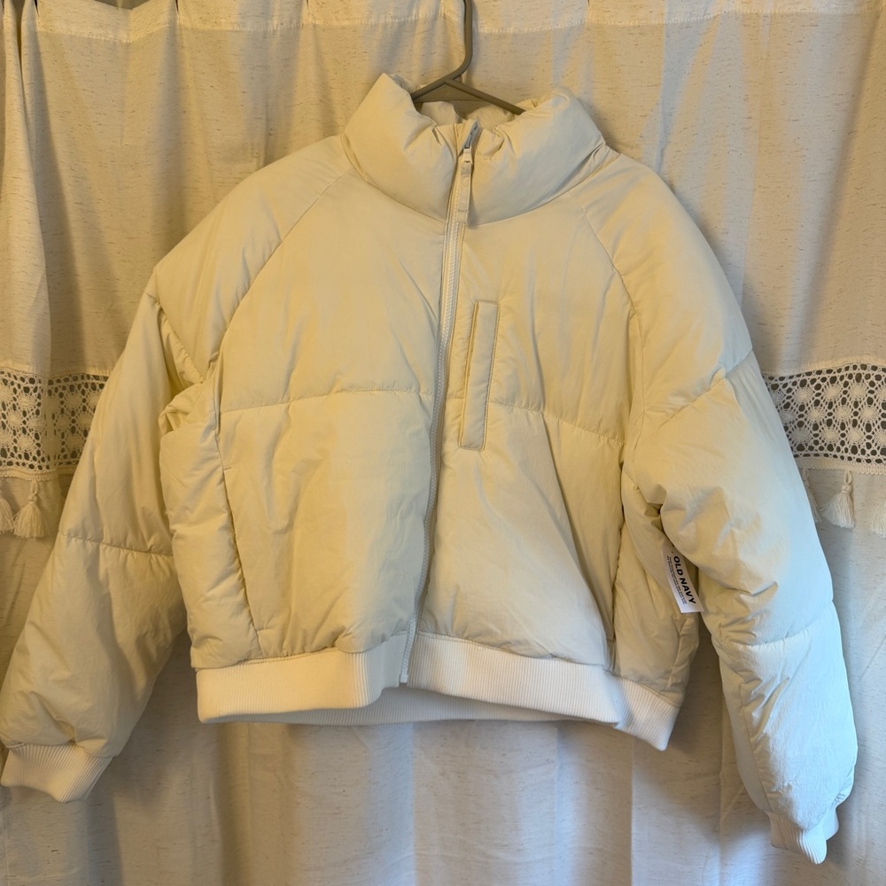 Old Navy Crop Puffer Jacket New